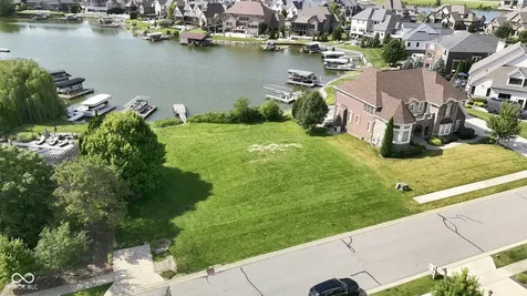 13612 Kingston Drive Mccordsville IN 46055