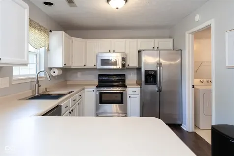 707 Wind Song Trail Mooresville IN 46158