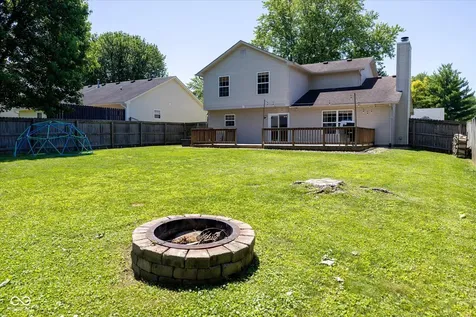 707 Wind Song Trail Mooresville IN 46158