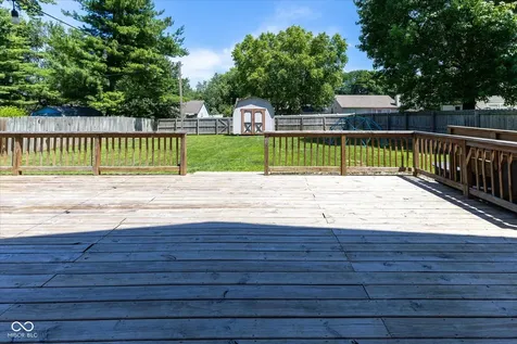707 Wind Song Trail Mooresville IN 46158