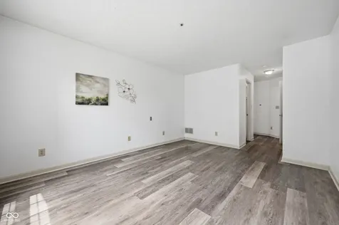 7601 Newport Bay Drive Indianapolis IN 46240