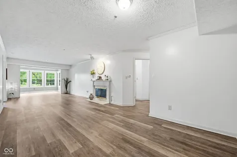 7601 Newport Bay Drive Indianapolis IN 46240