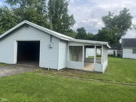534 Central Avenue Lapel IN 46051
