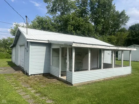 534 Central Avenue Lapel IN 46051