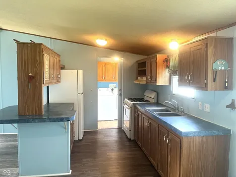 534 Central Avenue Lapel IN 46051