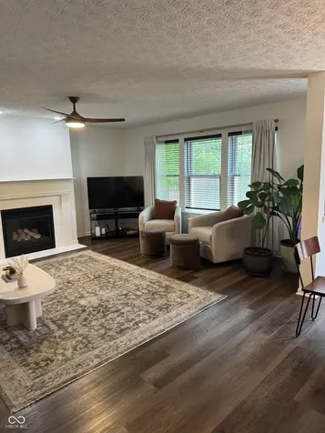 1616 Walpole Lane Indianapolis IN 46231