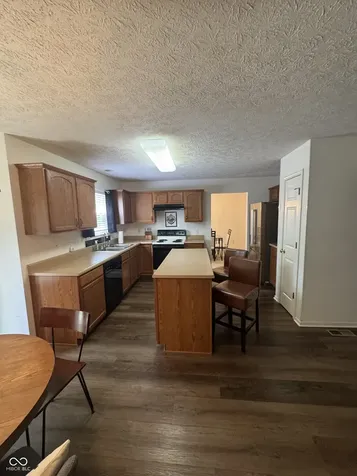 1616 Walpole Lane Indianapolis IN 46231