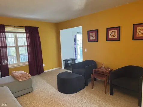 1616 Walpole Lane Indianapolis IN 46231