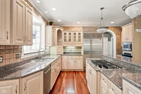 9070 Woodacre Boulevard S Indianapolis IN 46234