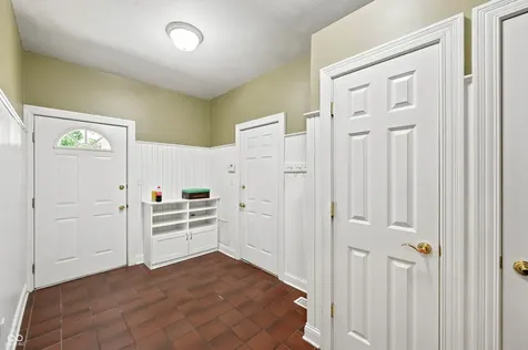 9070 Woodacre Boulevard S Indianapolis IN 46234