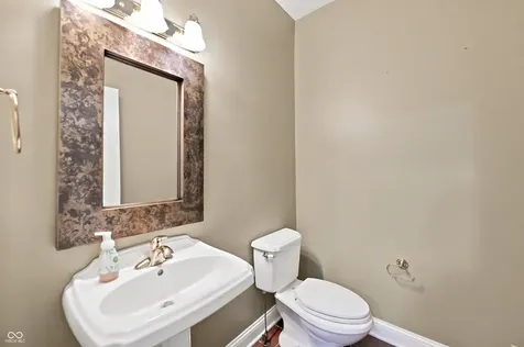 9070 Woodacre Boulevard S Indianapolis IN 46234