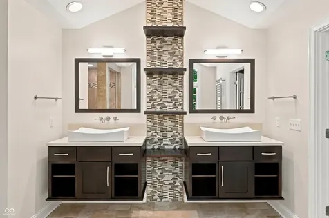 9070 Woodacre Boulevard S Indianapolis IN 46234