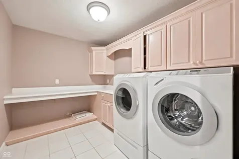 9070 Woodacre Boulevard S Indianapolis IN 46234