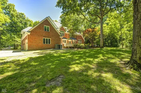 9070 Woodacre Boulevard S Indianapolis IN 46234