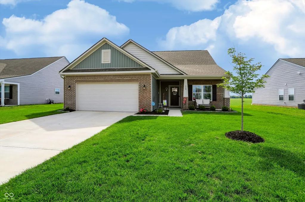 940 Borealis Drive Franklin IN 46131