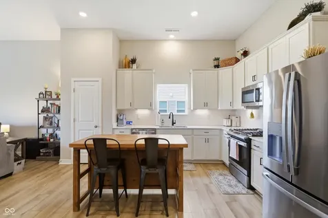940 Borealis Drive Franklin IN 46131