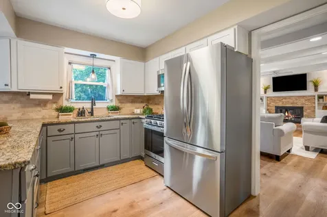 580 Hawthorne Drive Carmel IN 46033