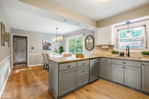 580 Hawthorne Drive Carmel IN 46033