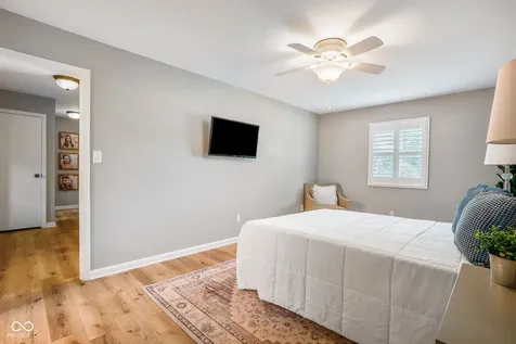 580 Hawthorne Drive Carmel IN 46033