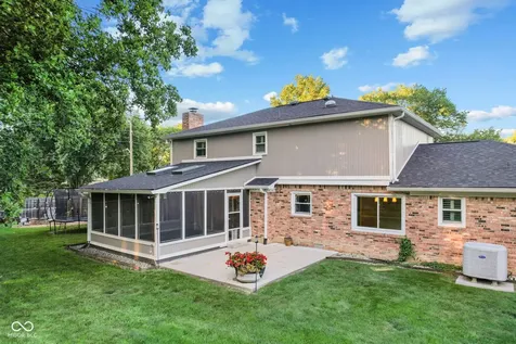 580 Hawthorne Drive Carmel IN 46033