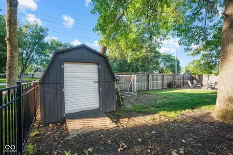 580 Hawthorne Drive Carmel IN 46033