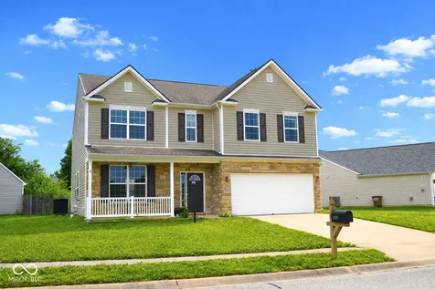 3325 Lake Stream Drive Columbus IN 47201
