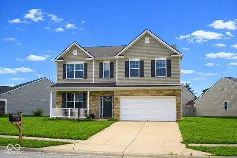 3325 Lake Stream Drive Columbus IN 47201