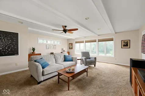 813 E 79th Street Indianapolis IN 46240
