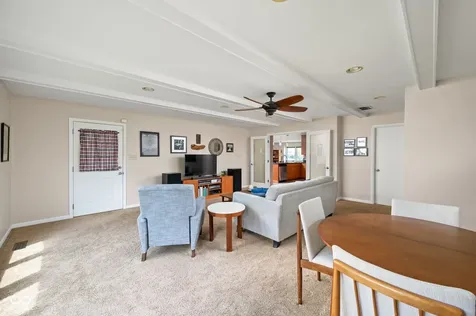 813 E 79th Street Indianapolis IN 46240
