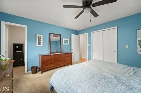 813 E 79th Street Indianapolis IN 46240