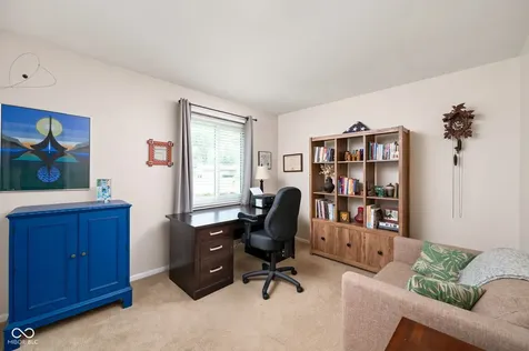 813 E 79th Street Indianapolis IN 46240