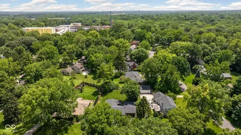 813 E 79th Street Indianapolis IN 46240