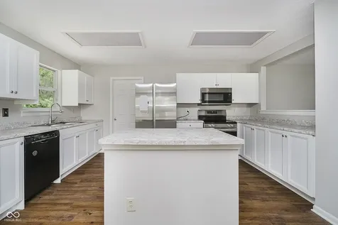 21 Wyndham Drive Brownsburg IN 46112