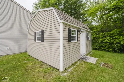 21 Wyndham Drive Brownsburg IN 46112