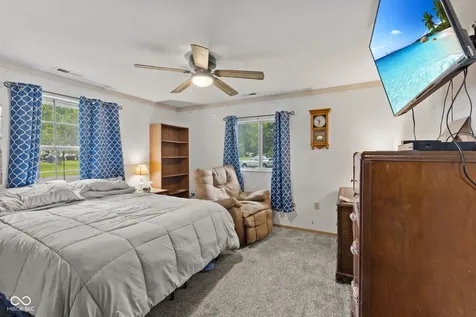 1013 Rolling Hill Greenwood IN 46142