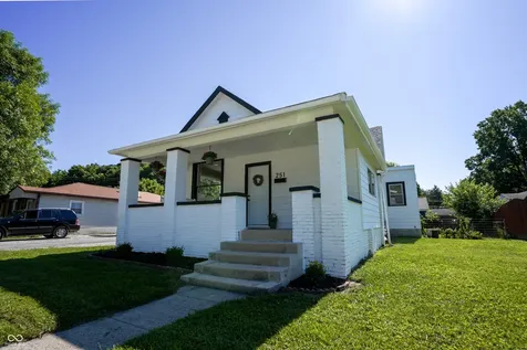 251 S Avon Avenue Plainfield IN 46168
