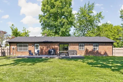 10605 Penn Drive Carmel IN 46280
