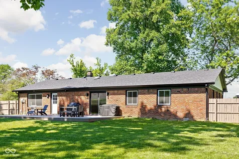 10605 Penn Drive Carmel IN 46280