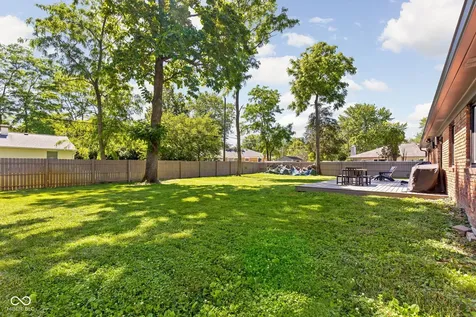 10605 Penn Drive Carmel IN 46280