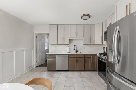 10605 Penn Drive Carmel IN 46280
