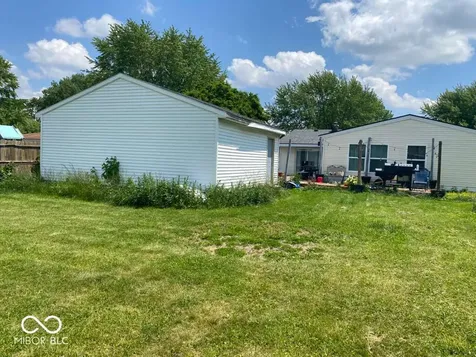 1220 Tree Top Lane Greenwood IN 46142