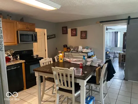 1220 Tree Top Lane Greenwood IN 46142