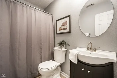 8551 Kousa Drive Indianapolis IN 46234