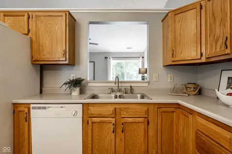 8551 Kousa Drive Indianapolis IN 46234