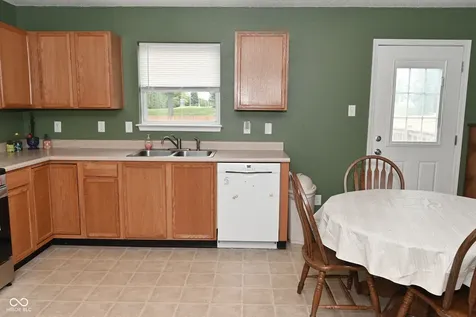 10429 Kensington Way Indianapolis IN 46234