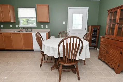 10429 Kensington Way Indianapolis IN 46234