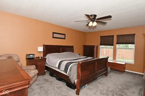 10429 Kensington Way Indianapolis IN 46234