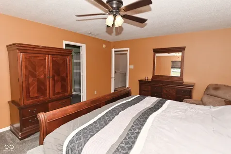10429 Kensington Way Indianapolis IN 46234