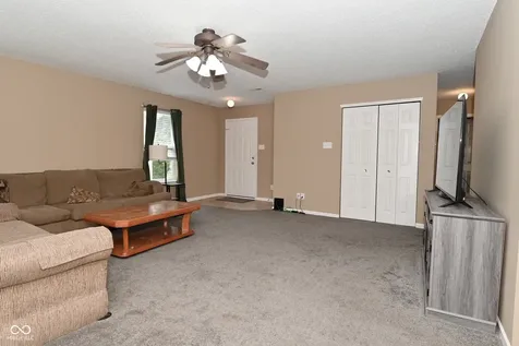 10429 Kensington Way Indianapolis IN 46234