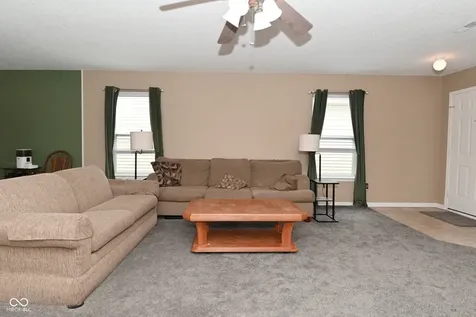 10429 Kensington Way Indianapolis IN 46234